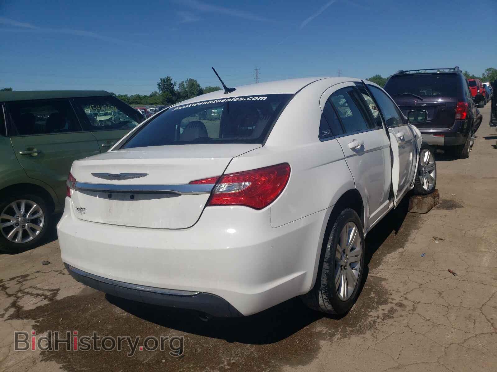 2013 CHRYSLER 200 - VIN: 1C3CCBAB1DN671643 - Фото 4