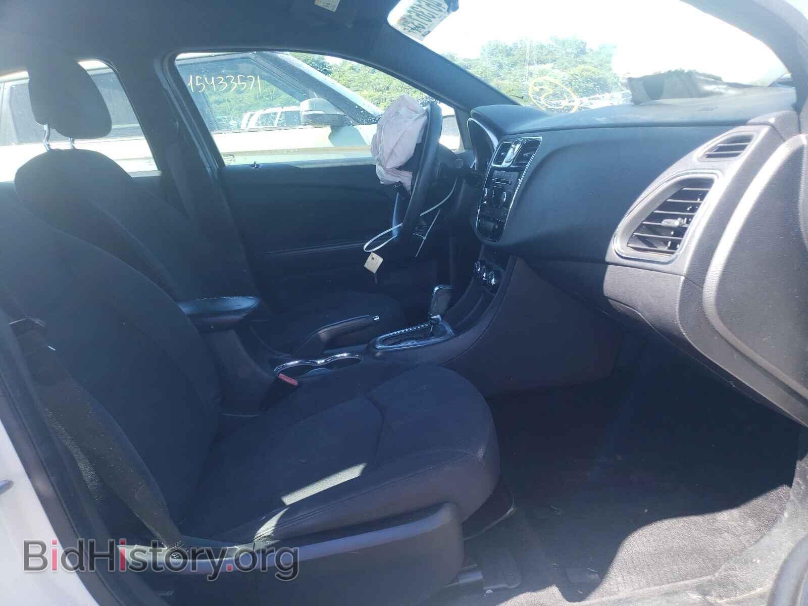 2013 CHRYSLER 200 - VIN: 1C3CCBAB1DN671643 - Фото 5