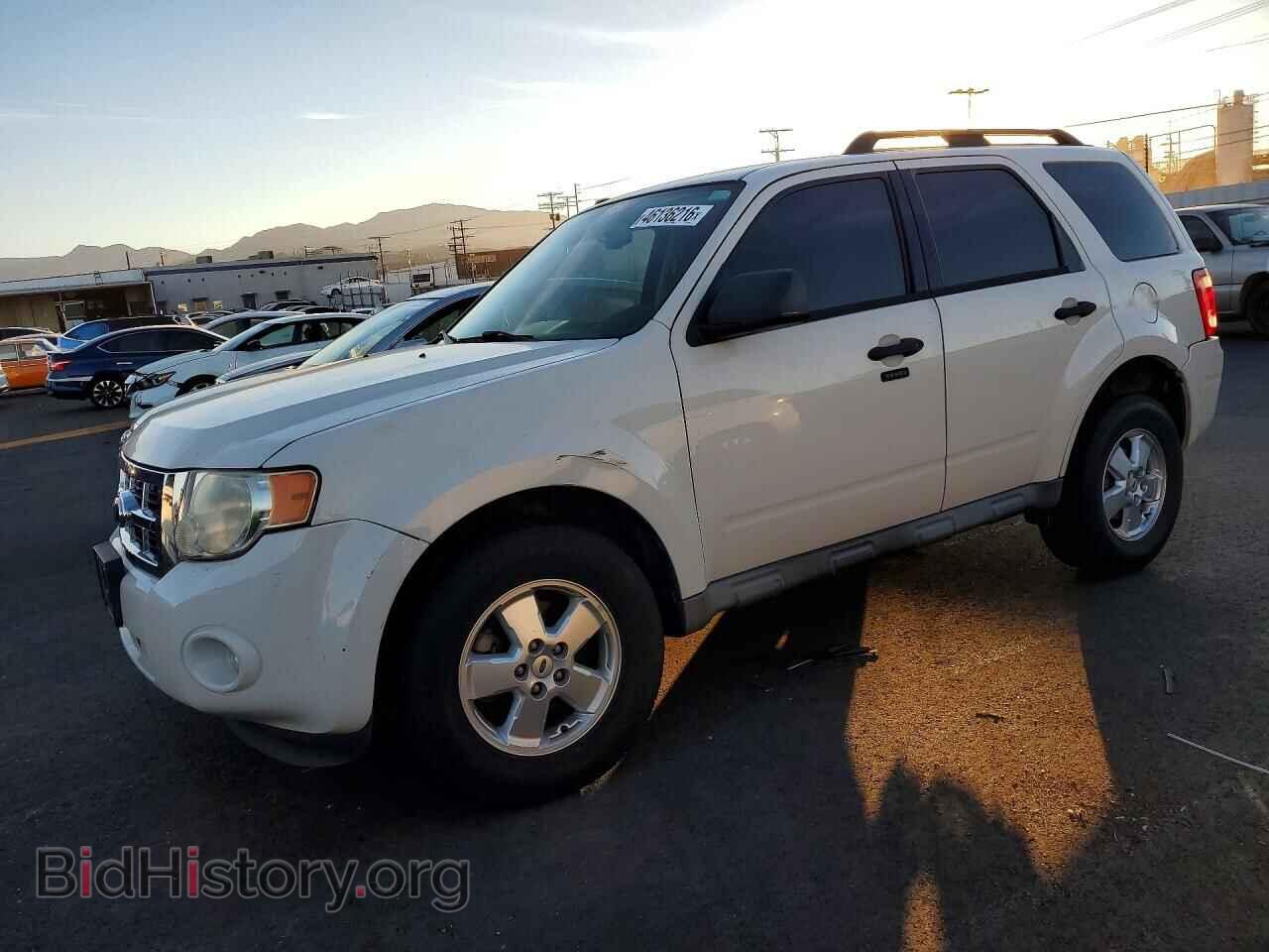 Photo 1FMCU0DG5CKB04495 - FORD ESCAPE 2012