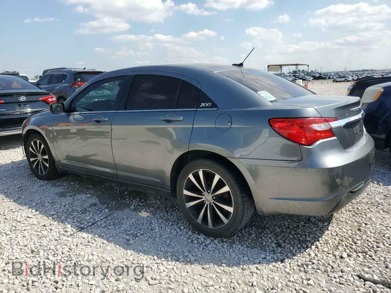 2013 CHRYSLER 200 - VIN: 1C3CCBCG5DN507093 - Фото 2