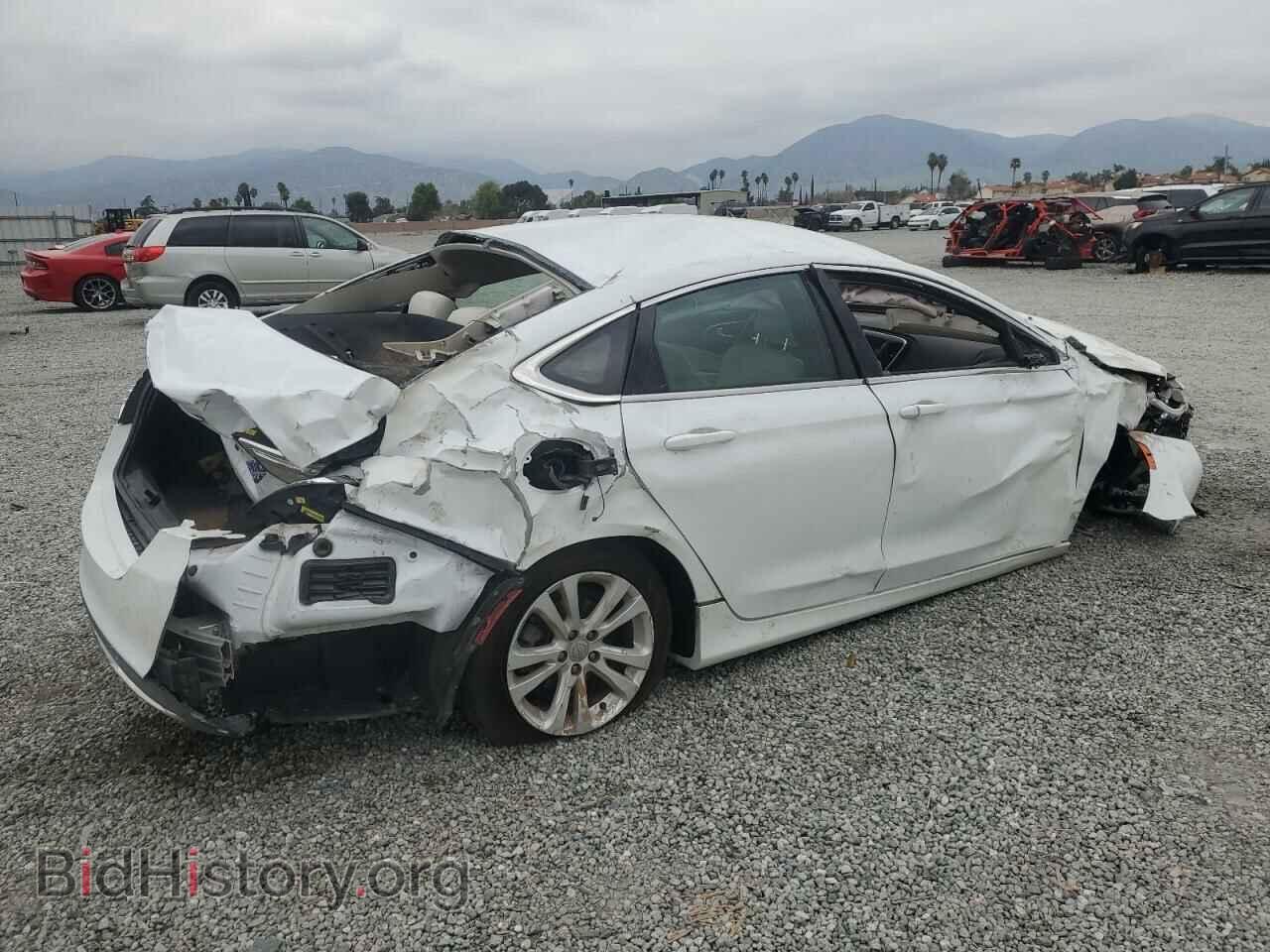 2015 CHRYSLER 200 - VIN: 1C3CCCAB1FN759343 - Фото 3
