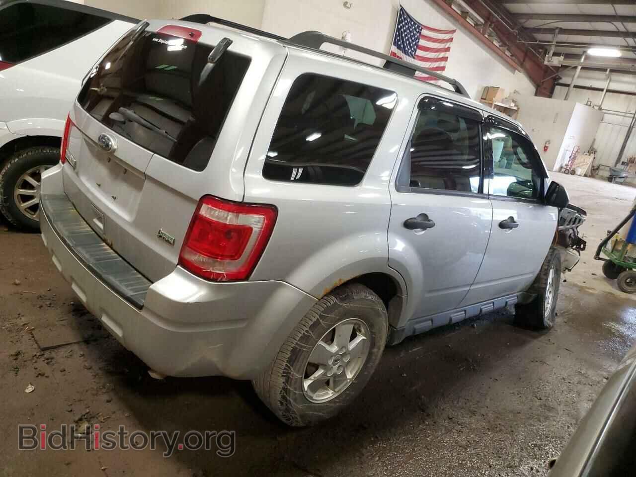 2011 FORD ESCAPE - VIN: 1FMCU0DG9BKB78355 - Фото 3