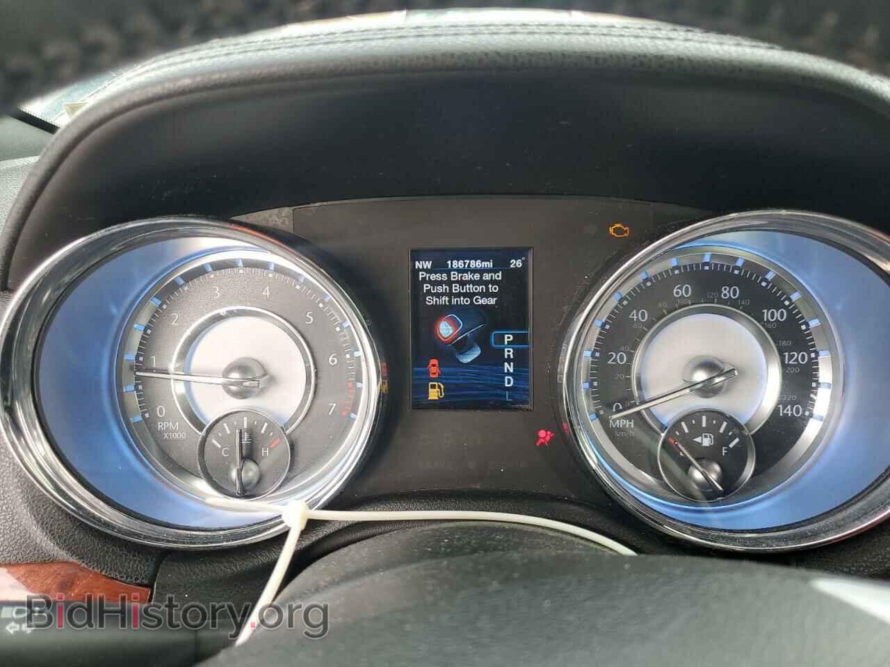 2012 CHRYSLER 300 - VIN: 2C3CCACG3CH223804 - Фото 9