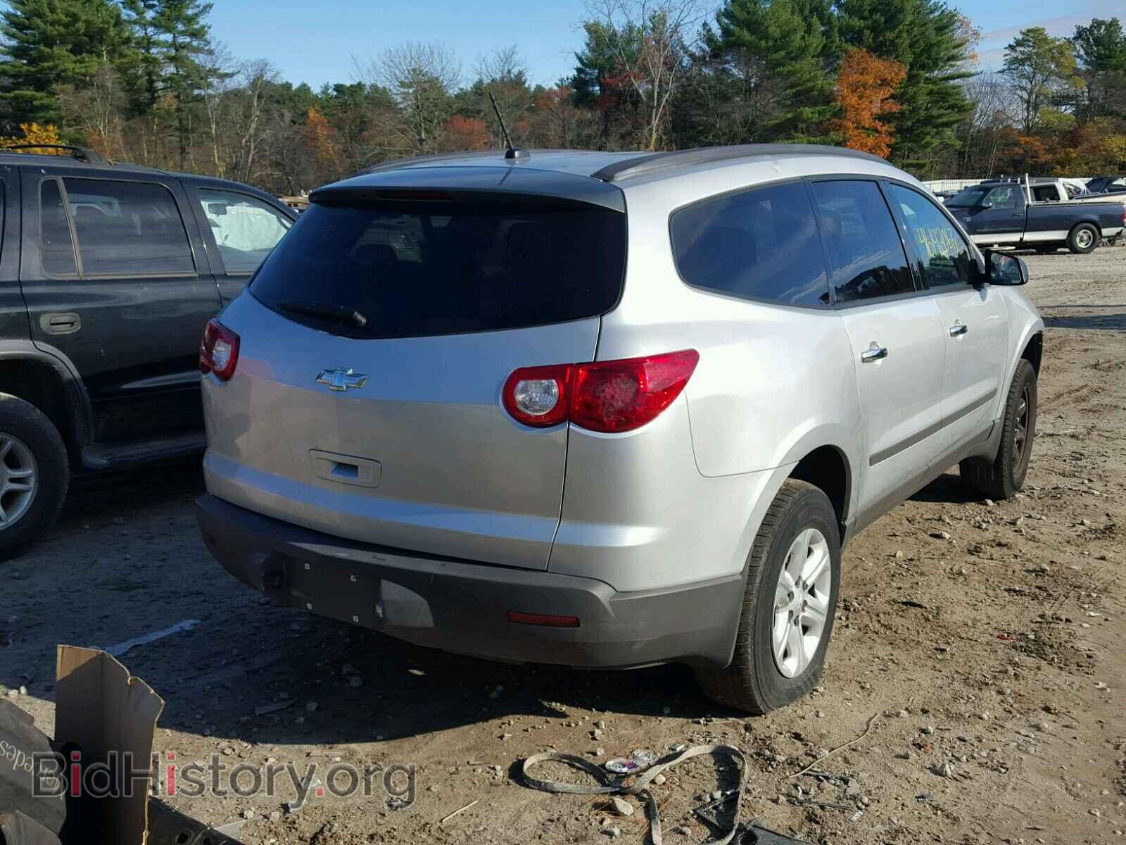 2012 CHEVROLET TRAVERSE - VIN: 1GNKVFED2CJ142445 - Фото 4