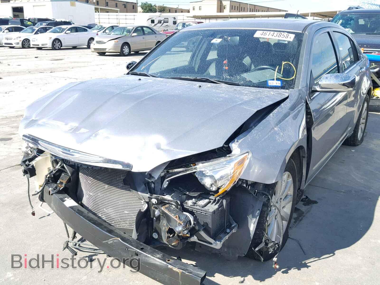 2013 CHRYSLER 200 - VIN: 1C3CCBCG0DN539904 - Фото 2