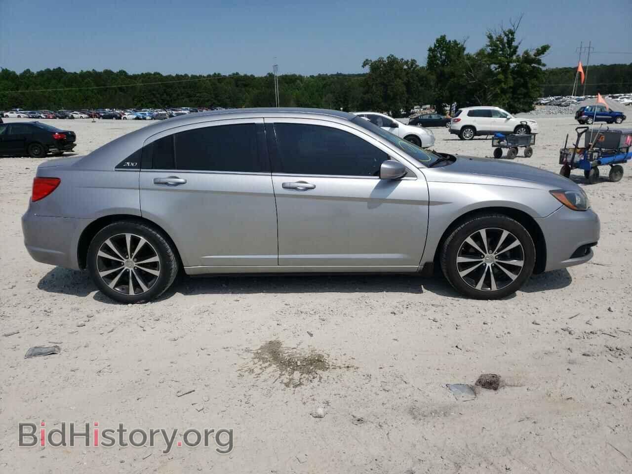 2013 CHRYSLER 200 - VIN: 1C3CCBBB8DN577340 - Фото 9