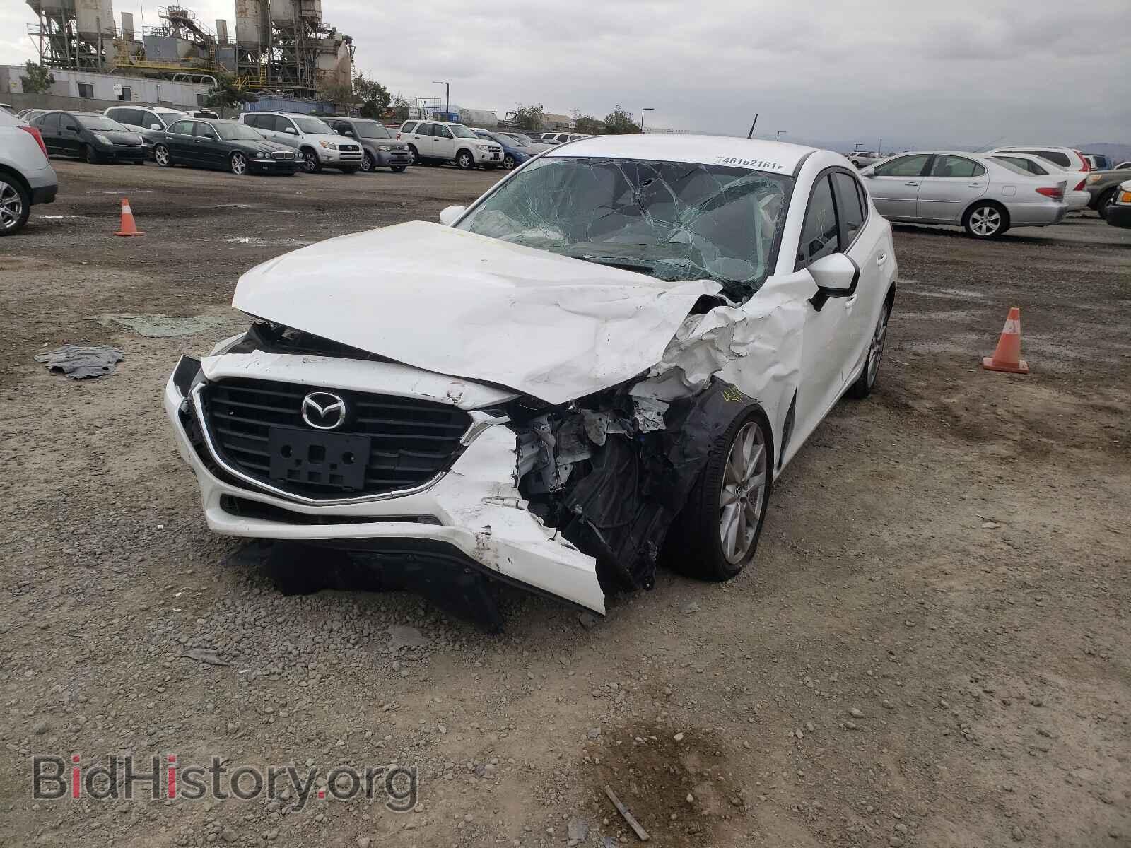 2017 MAZDA 3 - VIN: 3MZBN1L70HM147689 - Фото 2