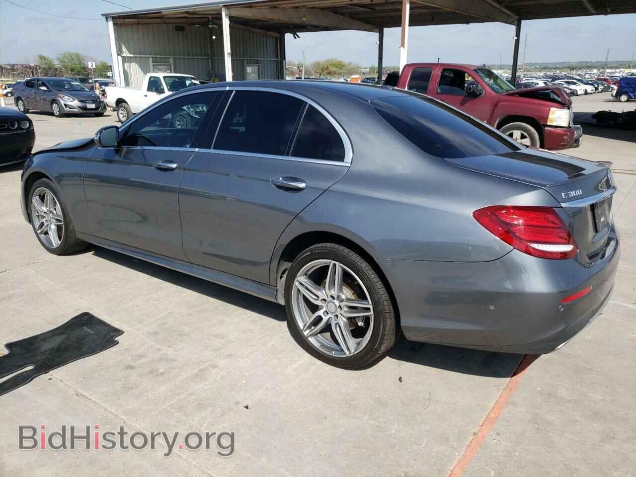 2017 MERCEDES-BENZ E-CLASS - VIN: WDDZF4JB1HA081017 - Фото 2