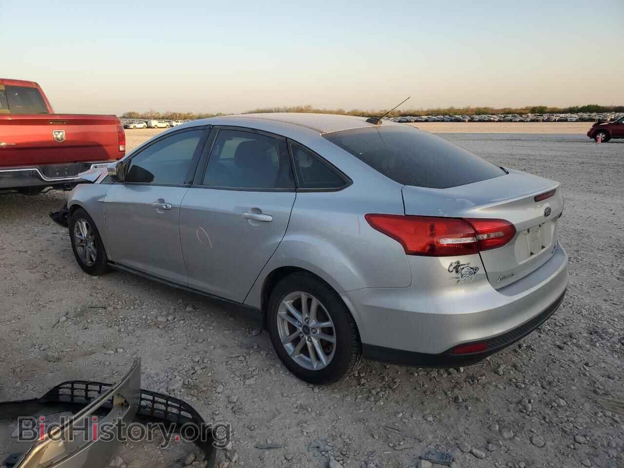 2016 FORD FOCUS - VIN: 1FADP3F22GL337596 - Photo 2