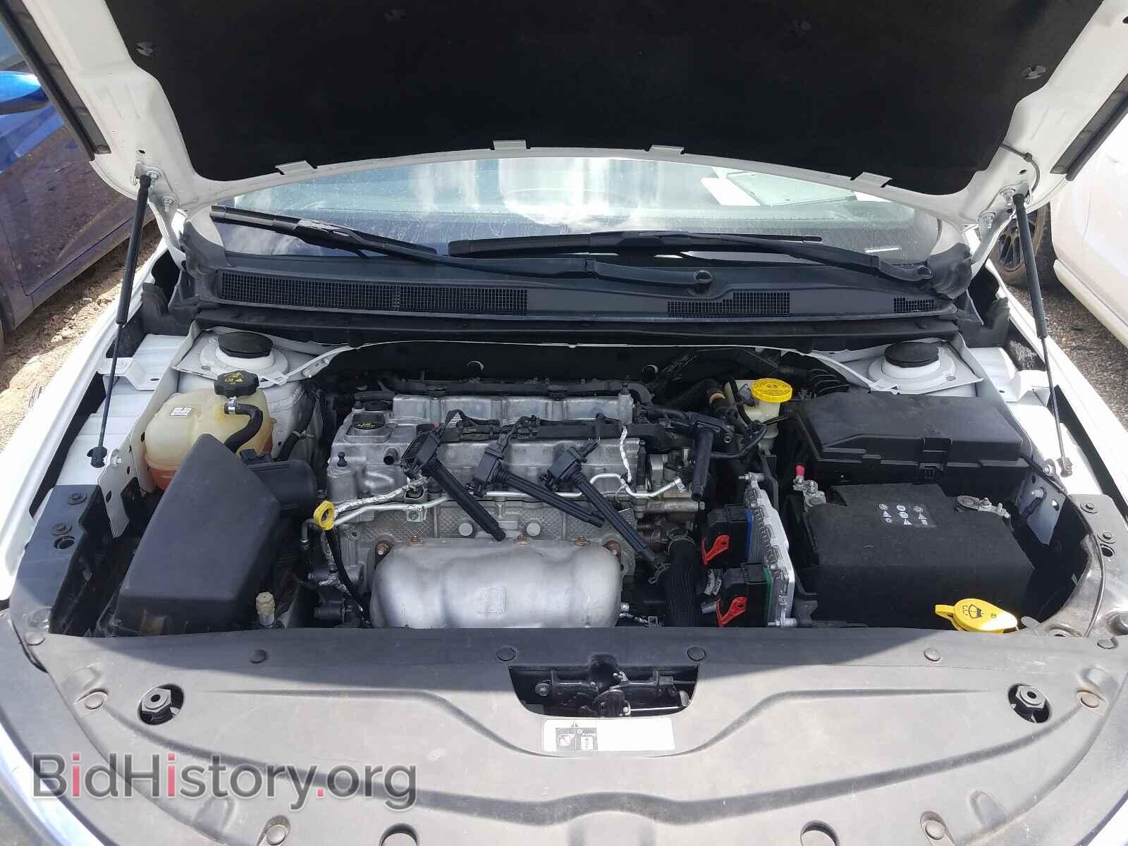 2016 CHRYSLER 200 - VIN: 1C3CCCAB1GN112992 - Фото 7