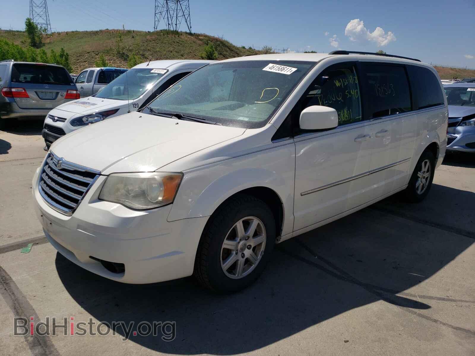 2010 CHRYSLER MINIVAN - VIN: 2A4RR5D10AR308204 - Photo 2