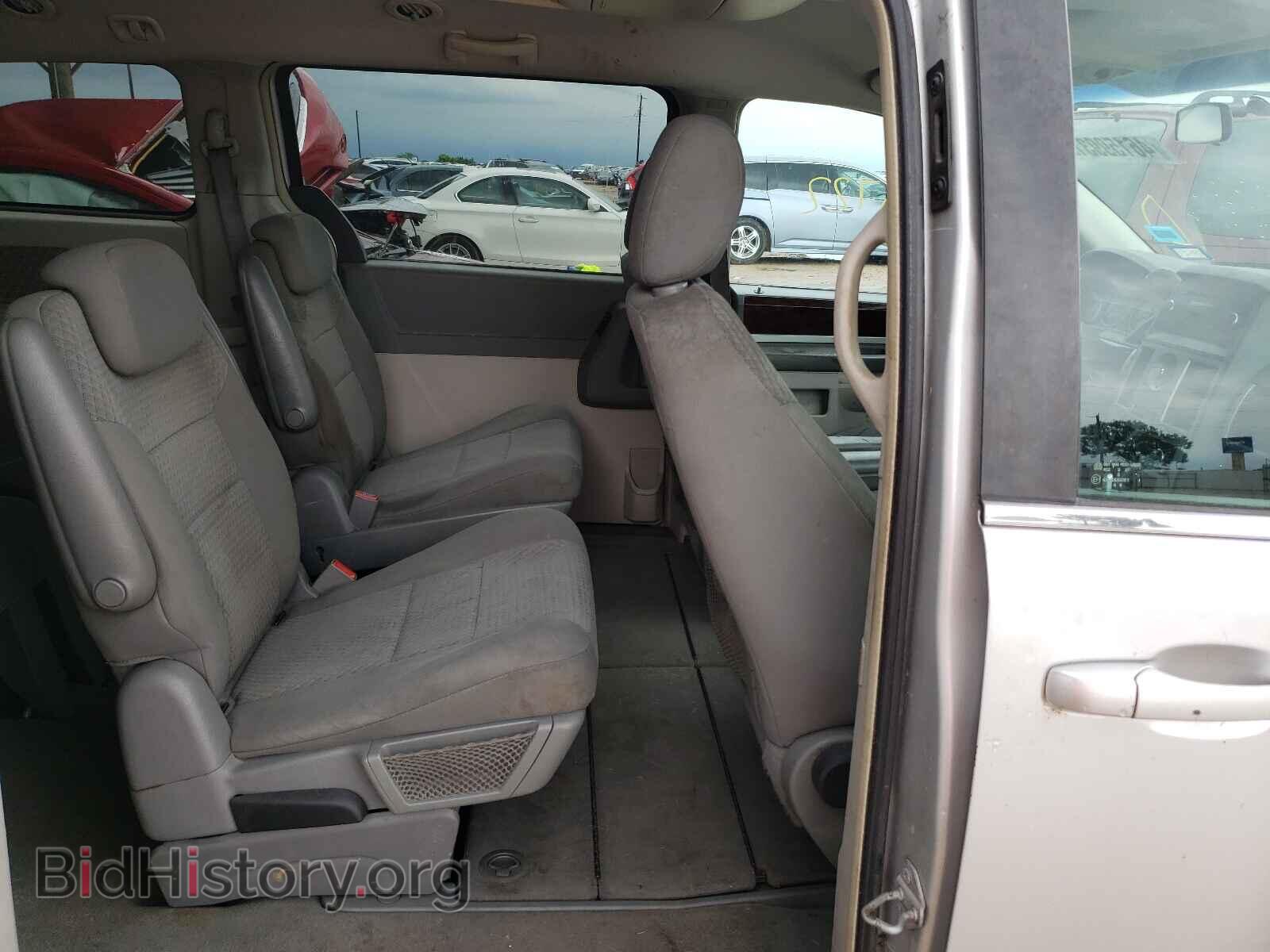 2010 CHRYSLER MINIVAN - VIN: 2A4RR5D13AR230498 - Фото 6