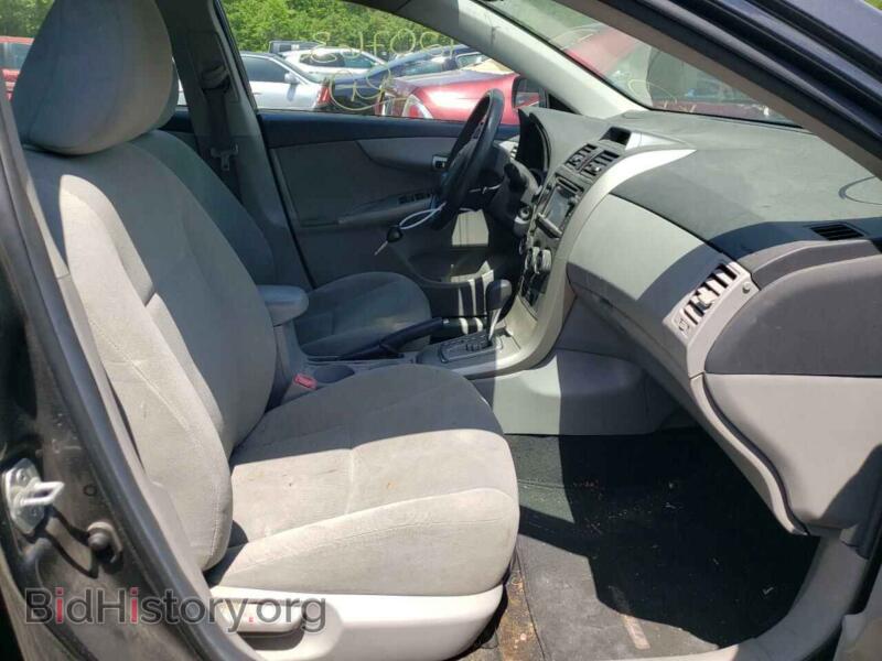 2013 Toyota COROLLA (VIN 2T1BU4EEXDC124751) — фото 5 из 10