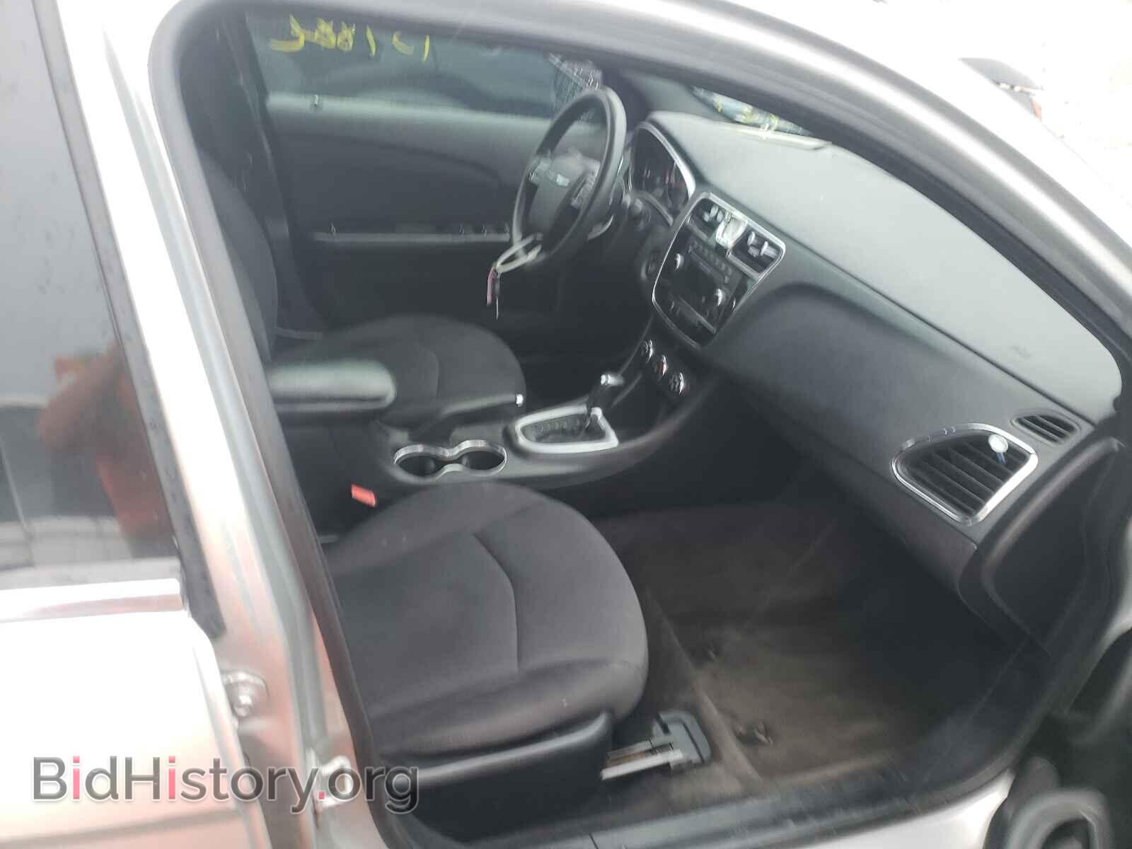 2012 CHRYSLER 200 - VIN: 1C3CCBAB2CN208456 - Фото 5