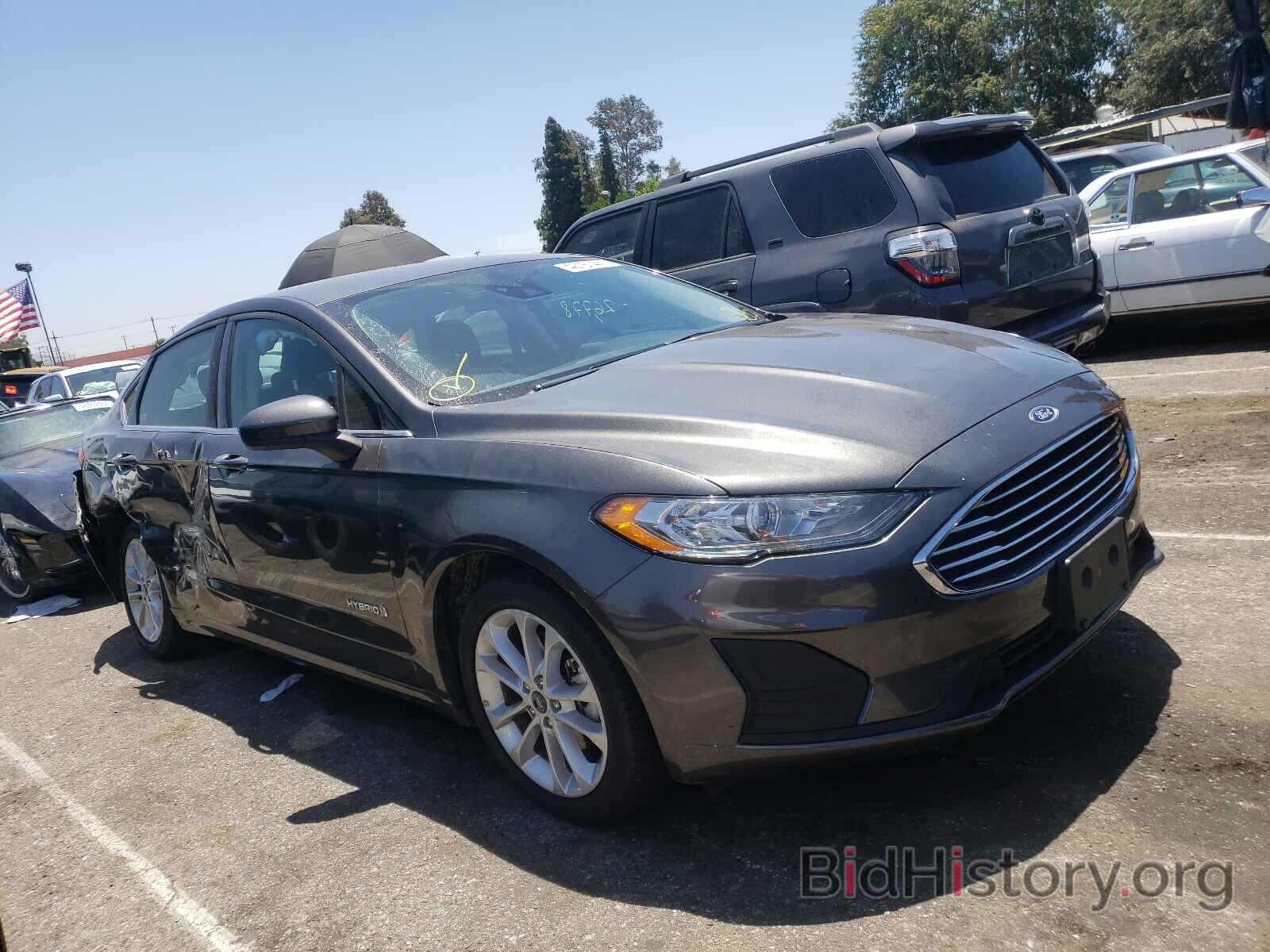 Photo 3FA6P0LU5KR206752 - FORD FUSION 2019