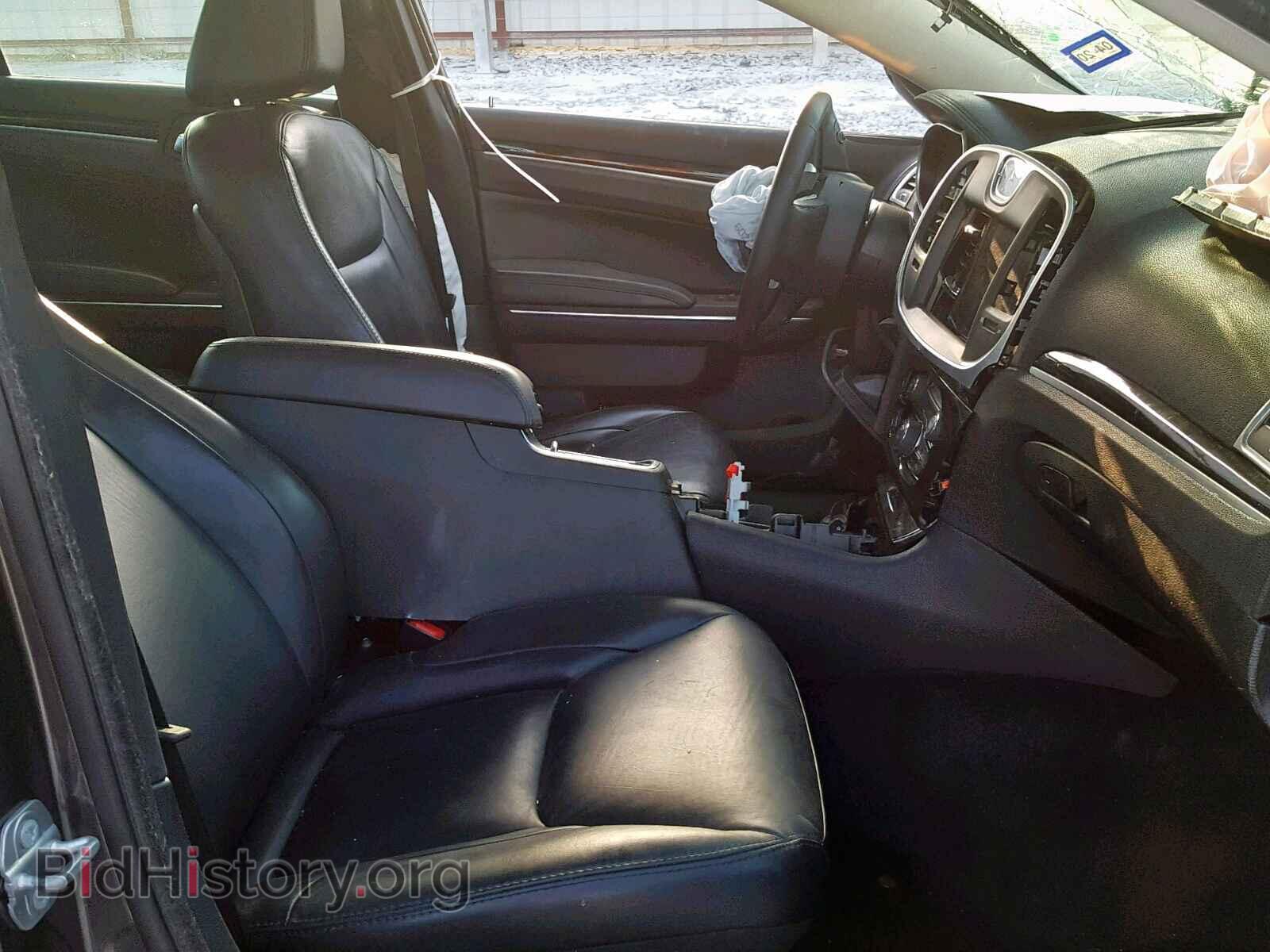 2016 CHRYSLER 300 - VIN: 2C3CCARG7GH217033 - Фото 5