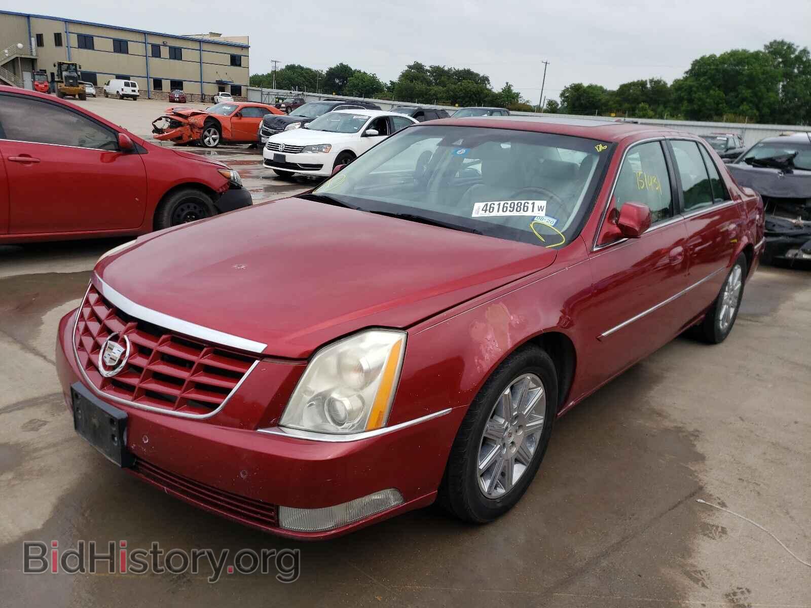 2011 CADILLAC DTS - VIN: 1G6KH5E65BU103909 - Фото 2