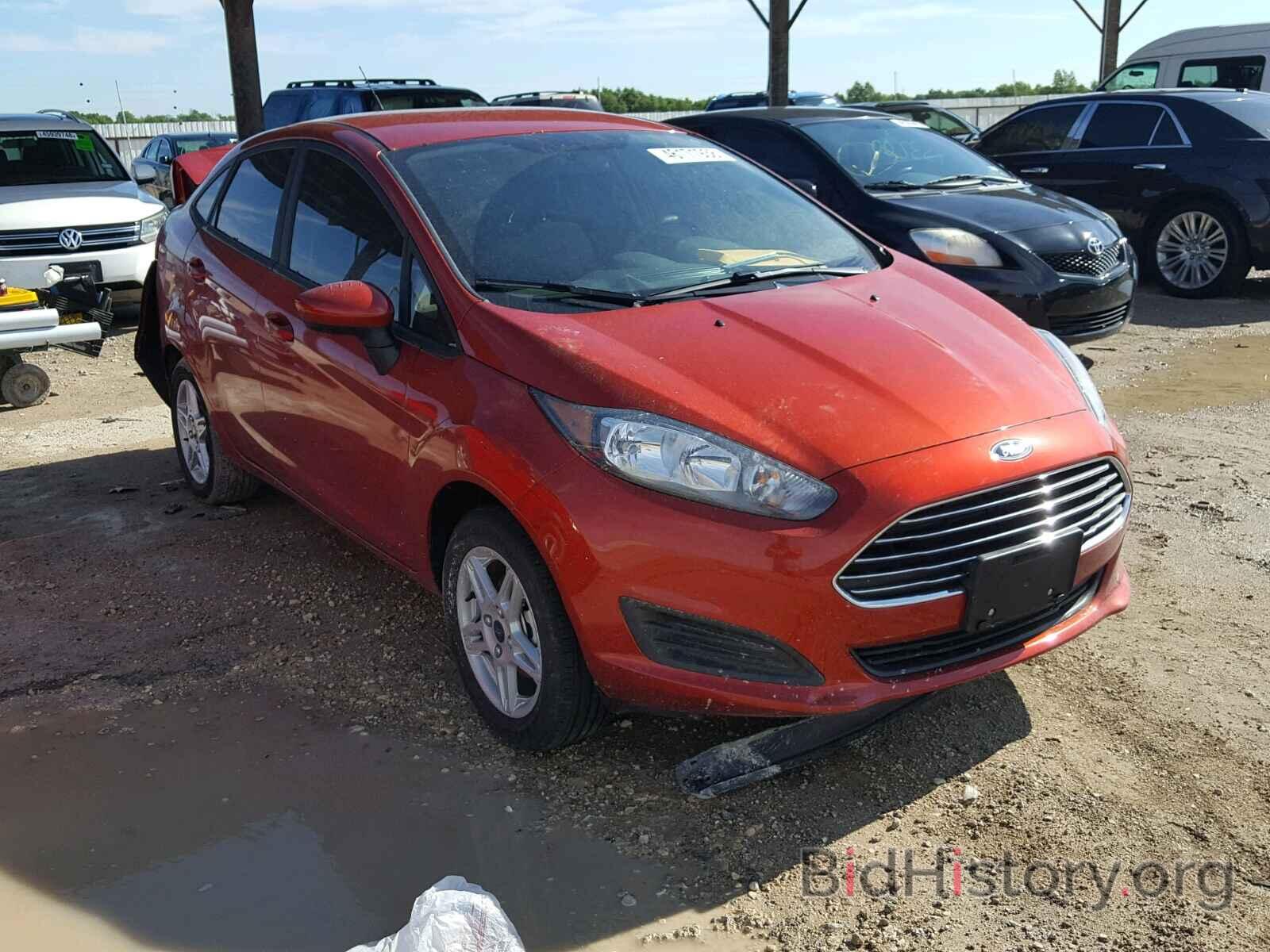 Фотография 3FADP4BJ0JM132223 - FORD FIESTA SE 2018