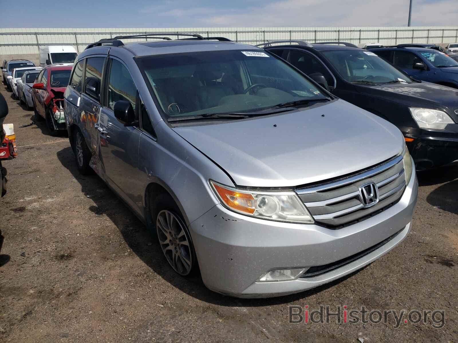 Photo 5FNRL5H68BB097215 - HONDA ODYSSEY 2011