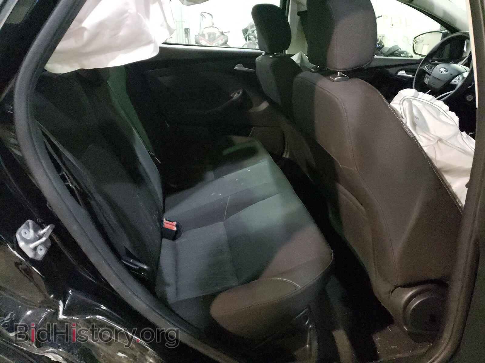 2017 FORD FOCUS - VIN: 1FADP3F2XHL212380 - Photo 6