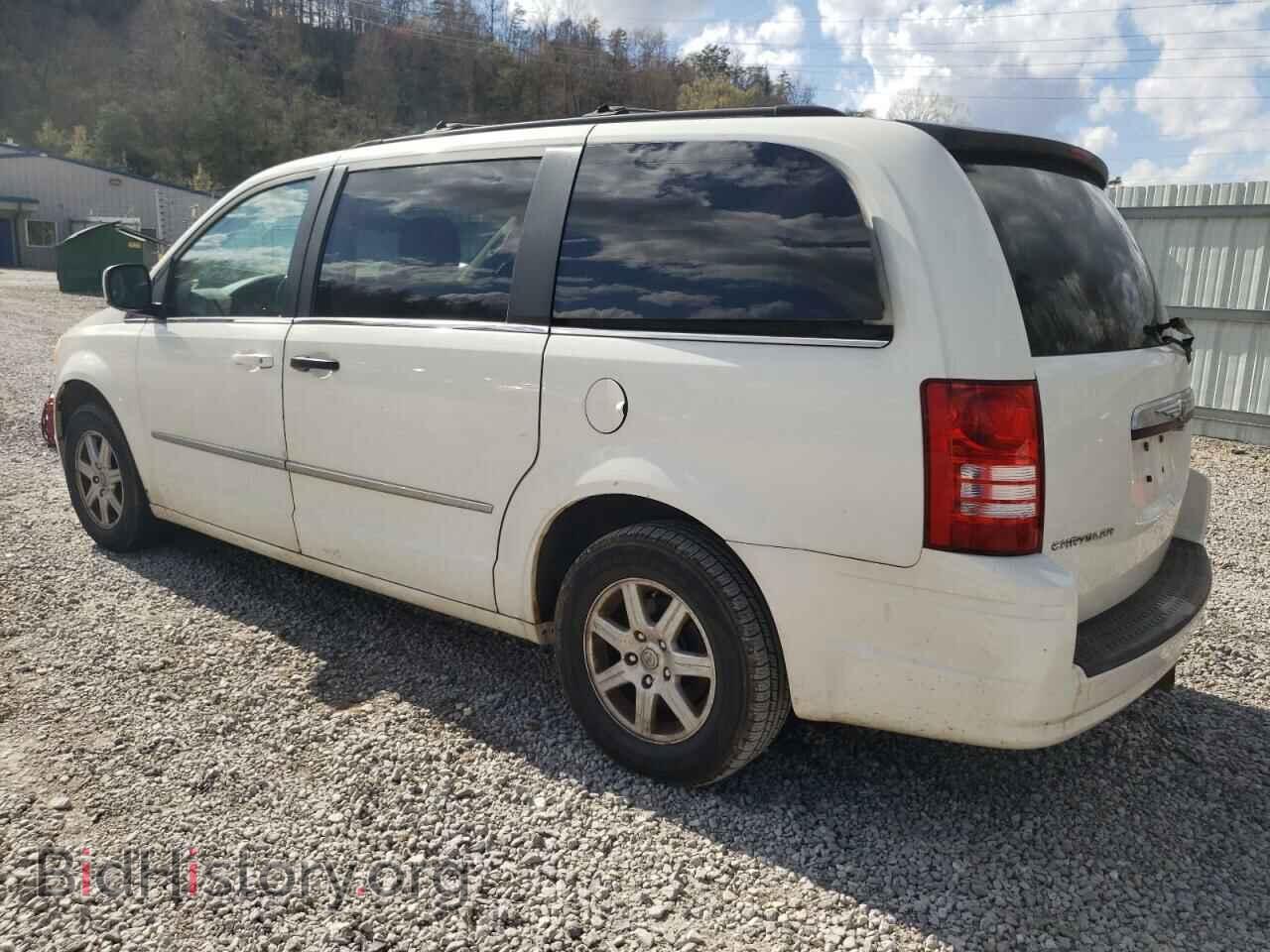 2010 CHRYSLER MINIVAN - VIN: 2A4RR5D12AR480105 - Фото 2