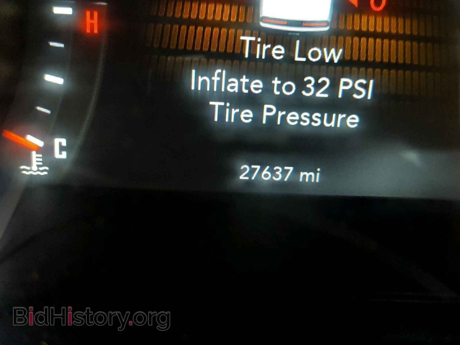 2017 DODGE CHALLENGER - VIN: 2C3CDZAG4HH640595 - Фото 8