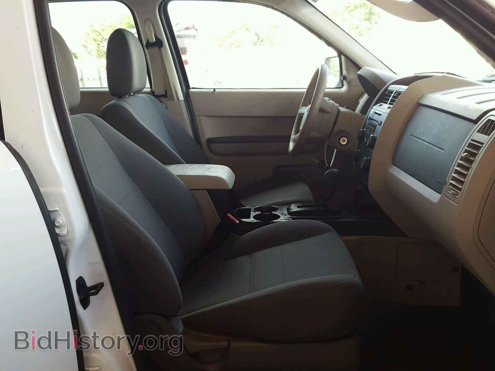 2011 FORD ESCAPE - VIN: 1FMCU0C79BKB54008 - Photo 5