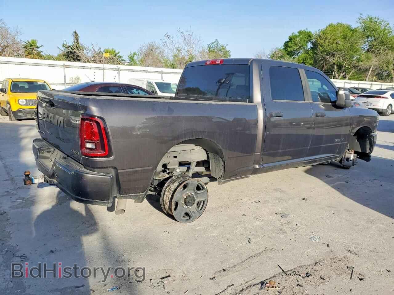2025 RAM 2500 - VIN: 3C6UR5DJ0SG521152 - Photo 3