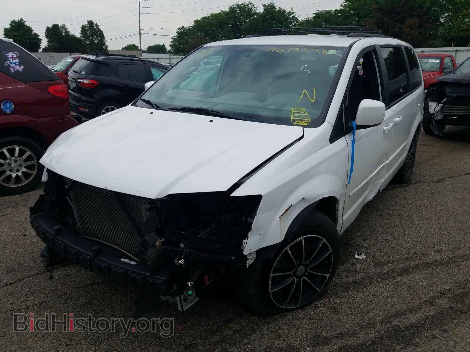 2017 DODGE CARAVAN - VIN: 2C4RDGEGXHR692828 - Фото 2