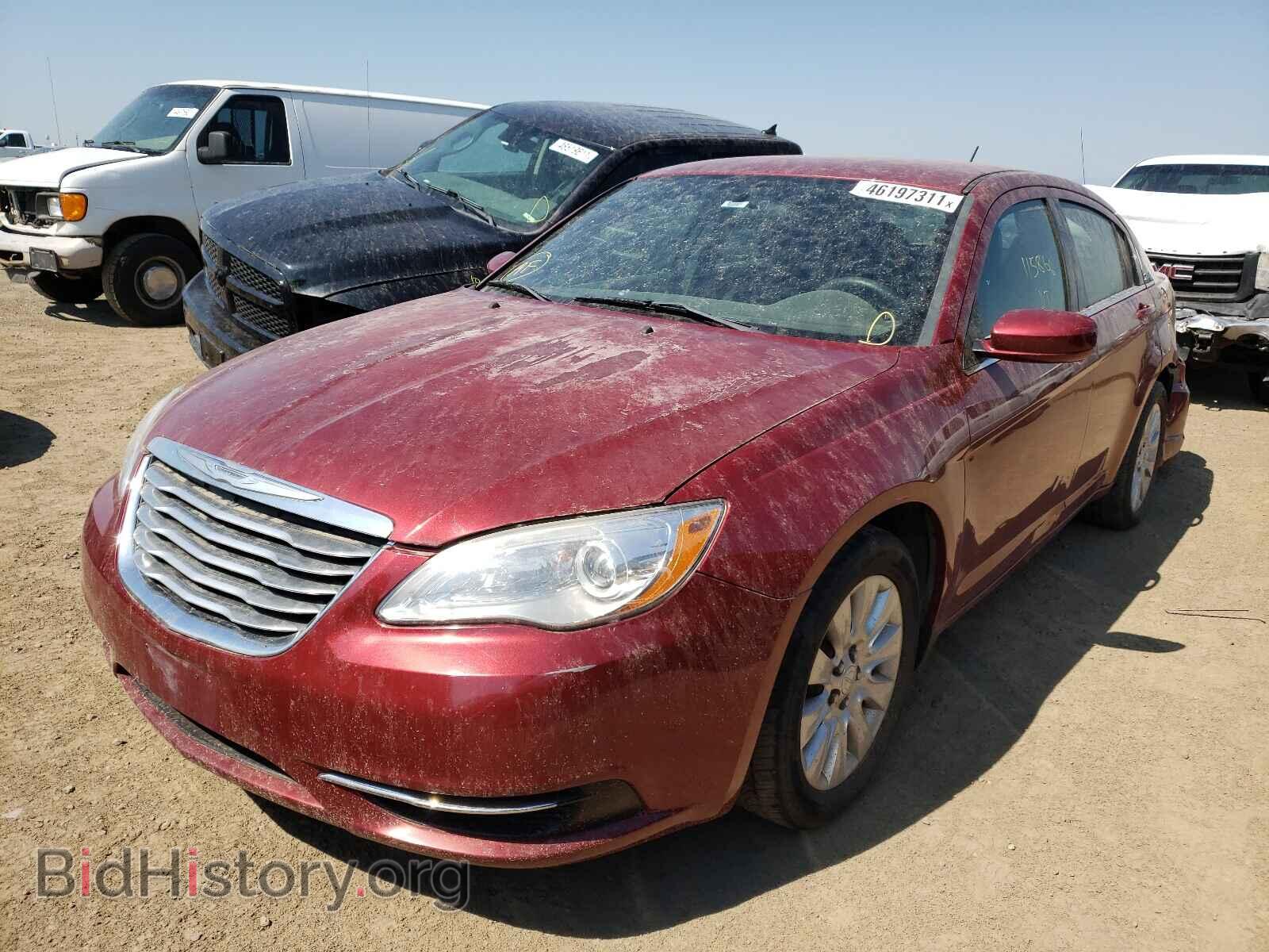 2014 CHRYSLER 200 - VIN: 1C3CCBAB3EN211885 - Photo 2