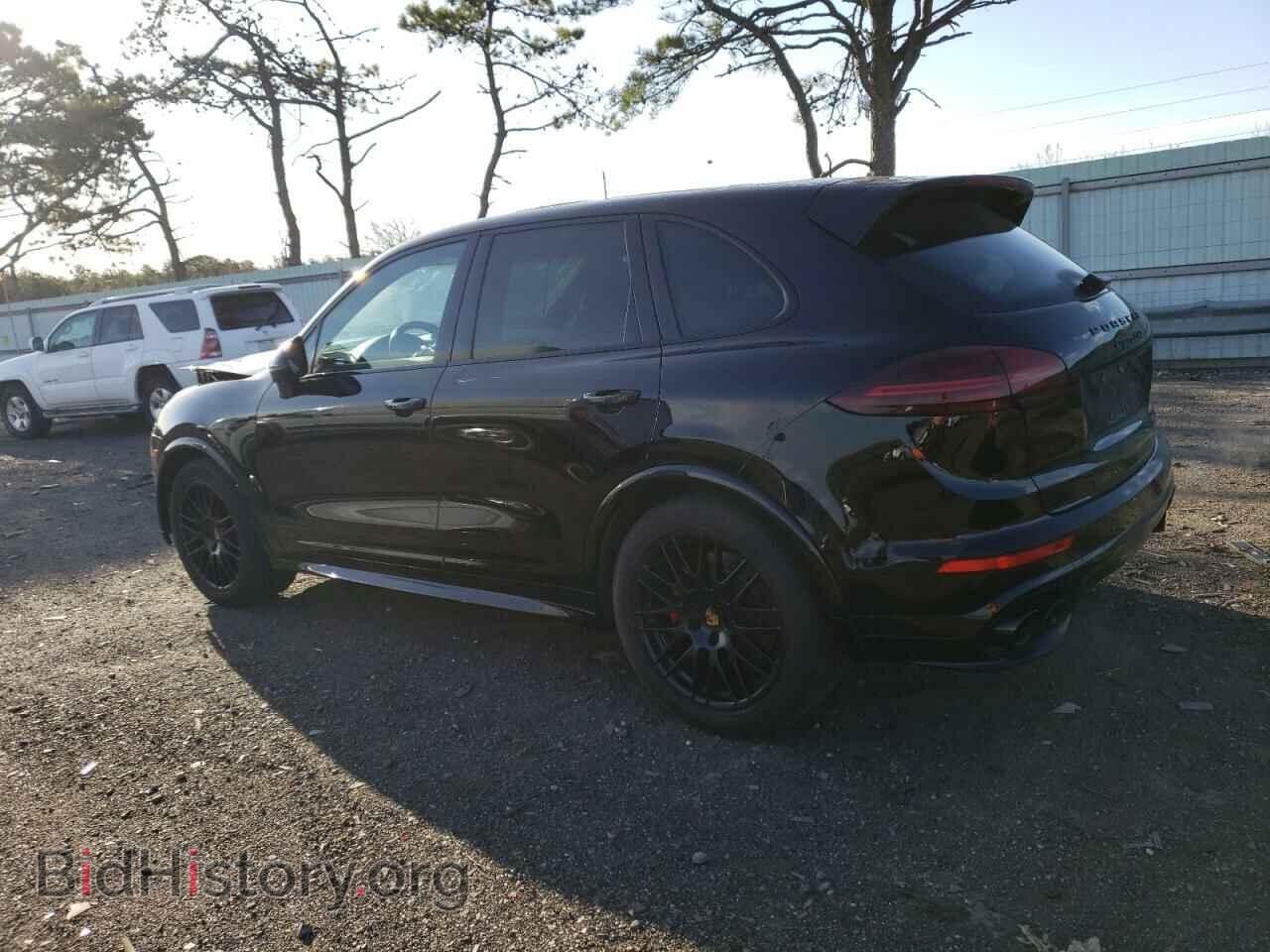 2016 PORSCHE CAYENNE - VIN: WP1AD2A26GLA72977 - Photo 2