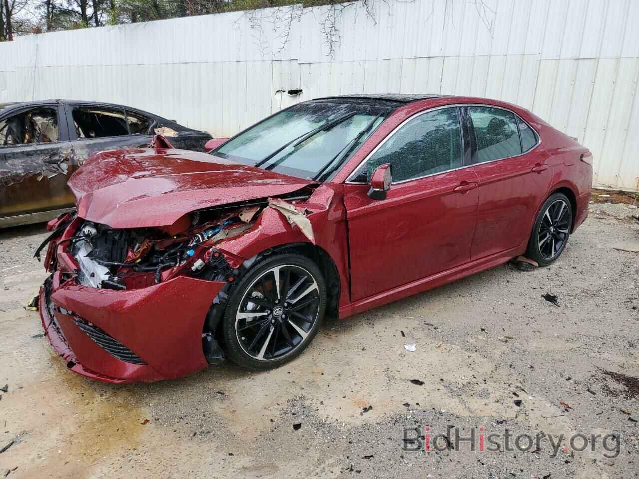 Photo 4T1B61HK9JU552833 - TOYOTA CAMRY 2018