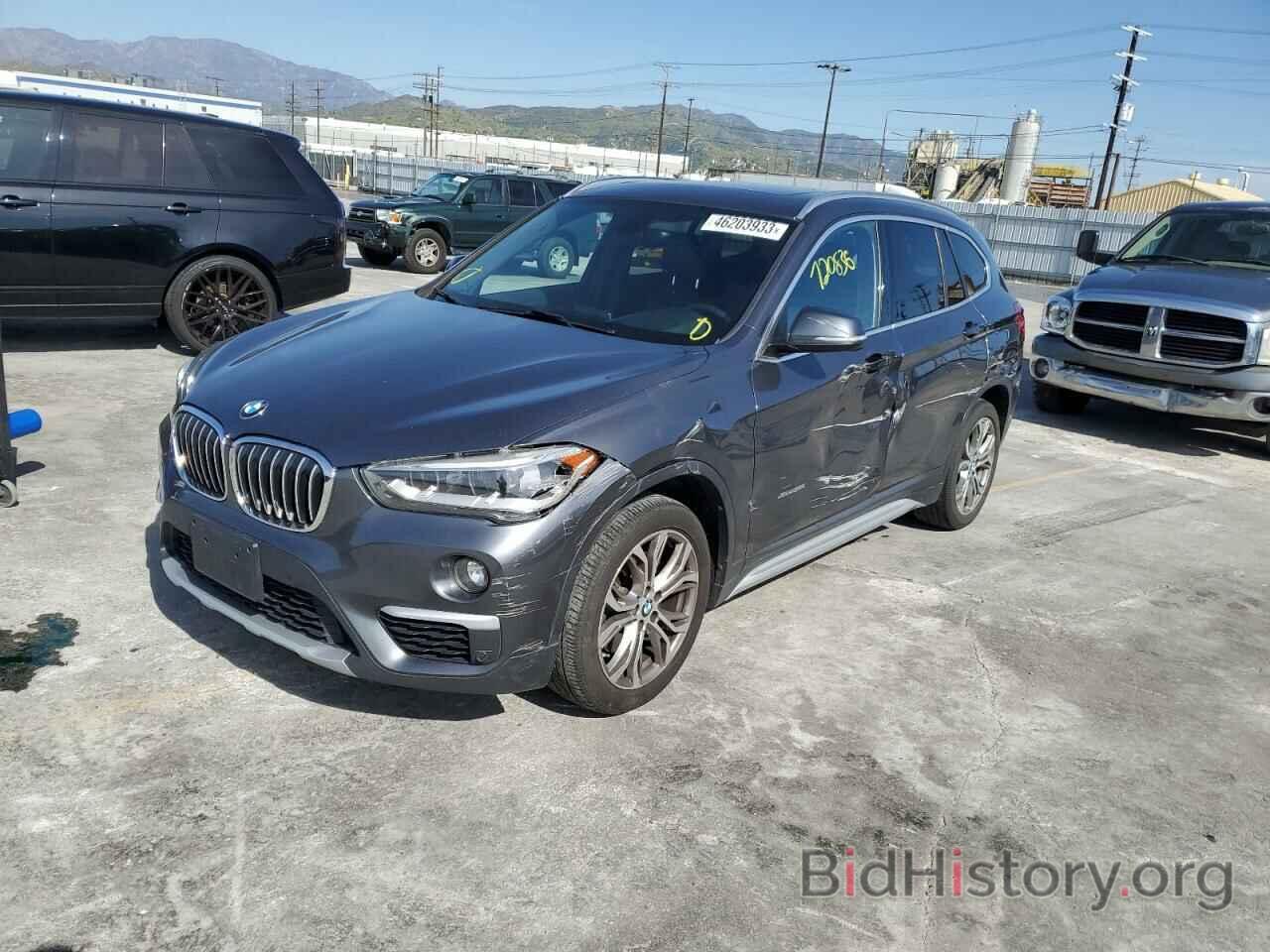 Photo WBXHT3Z35H4A52260 - BMW X1 2017