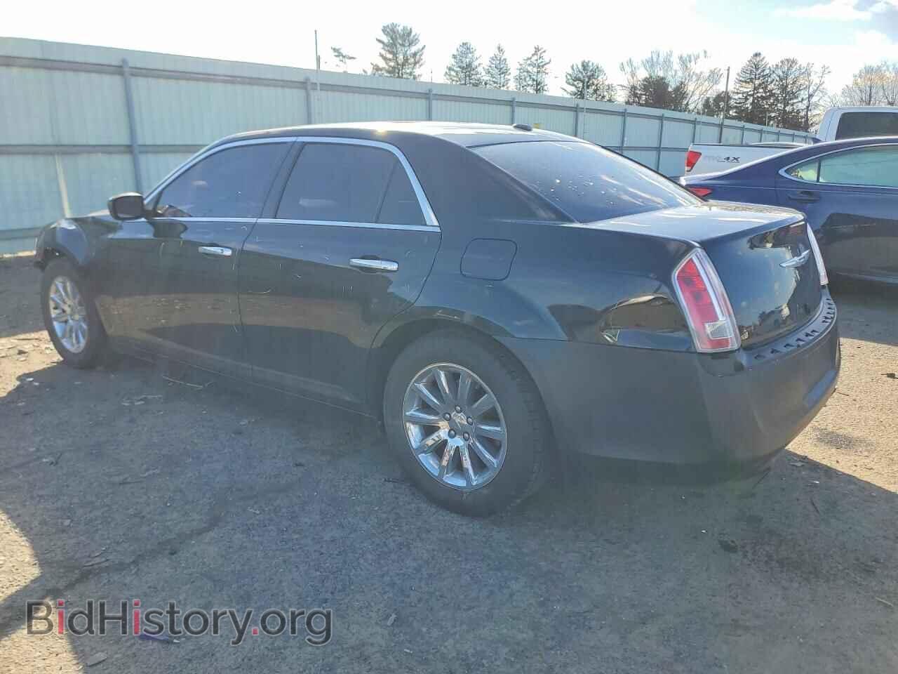 2013 CHRYSLER 300 - VIN: 2C3CCAET9DH556066 - Photo 2