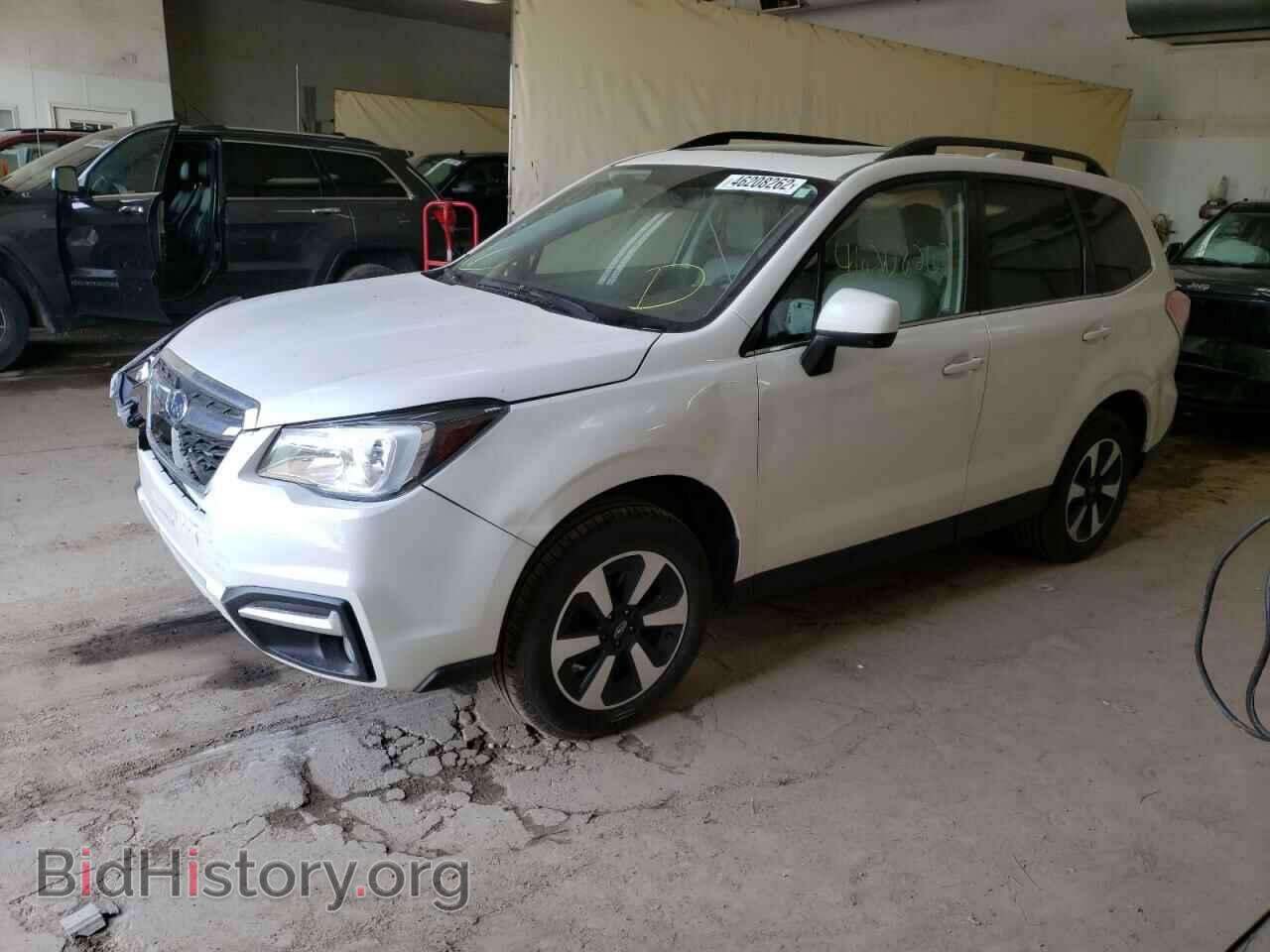 2017 SUBARU FORESTER - VIN: JF2SJAJC2HH553994 - Фото 2
