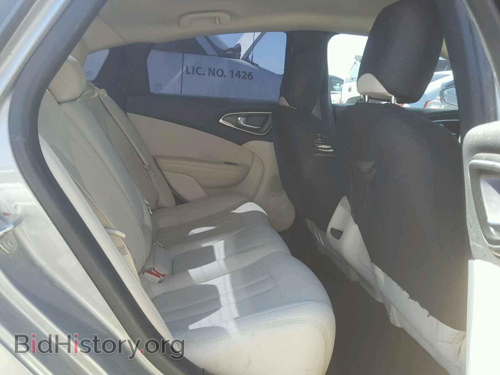 2016 CHRYSLER 200 - VIN: 1C3CCCAB1GN151162 - Фото 6