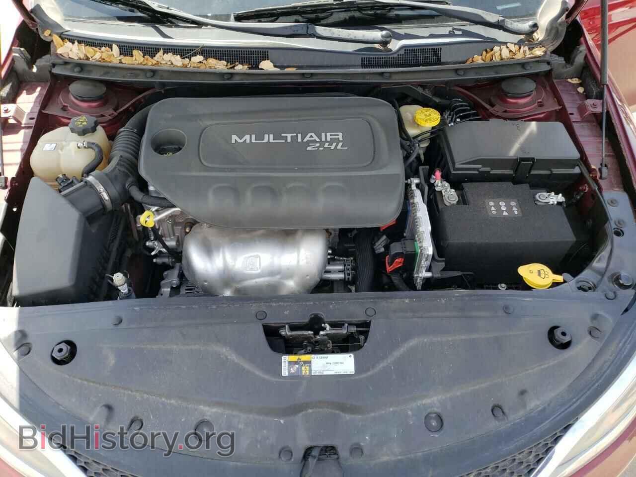 2016 CHRYSLER 200 - VIN: 1C3CCCAB2GN109566 - Фото 11