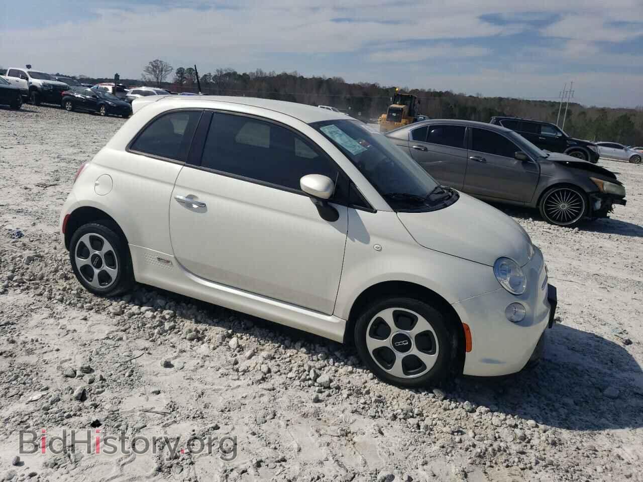2015 FIAT 500 - VIN: 3C3CFFGEXFT503003 - Photo 4