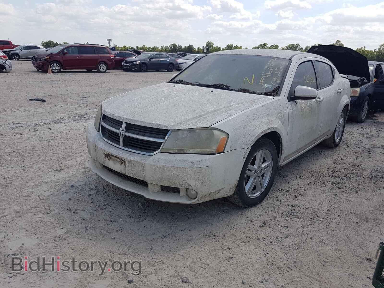 2010 DODGE AVENGER - VIN: 1B3CC5FB9AN183267 - Фото 2