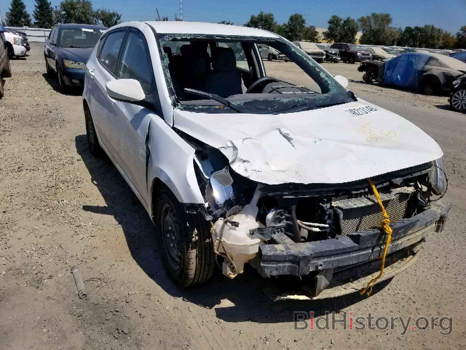 Photo KMHCT5AE9HU325824 - HYUNDAI ACCENT 2017