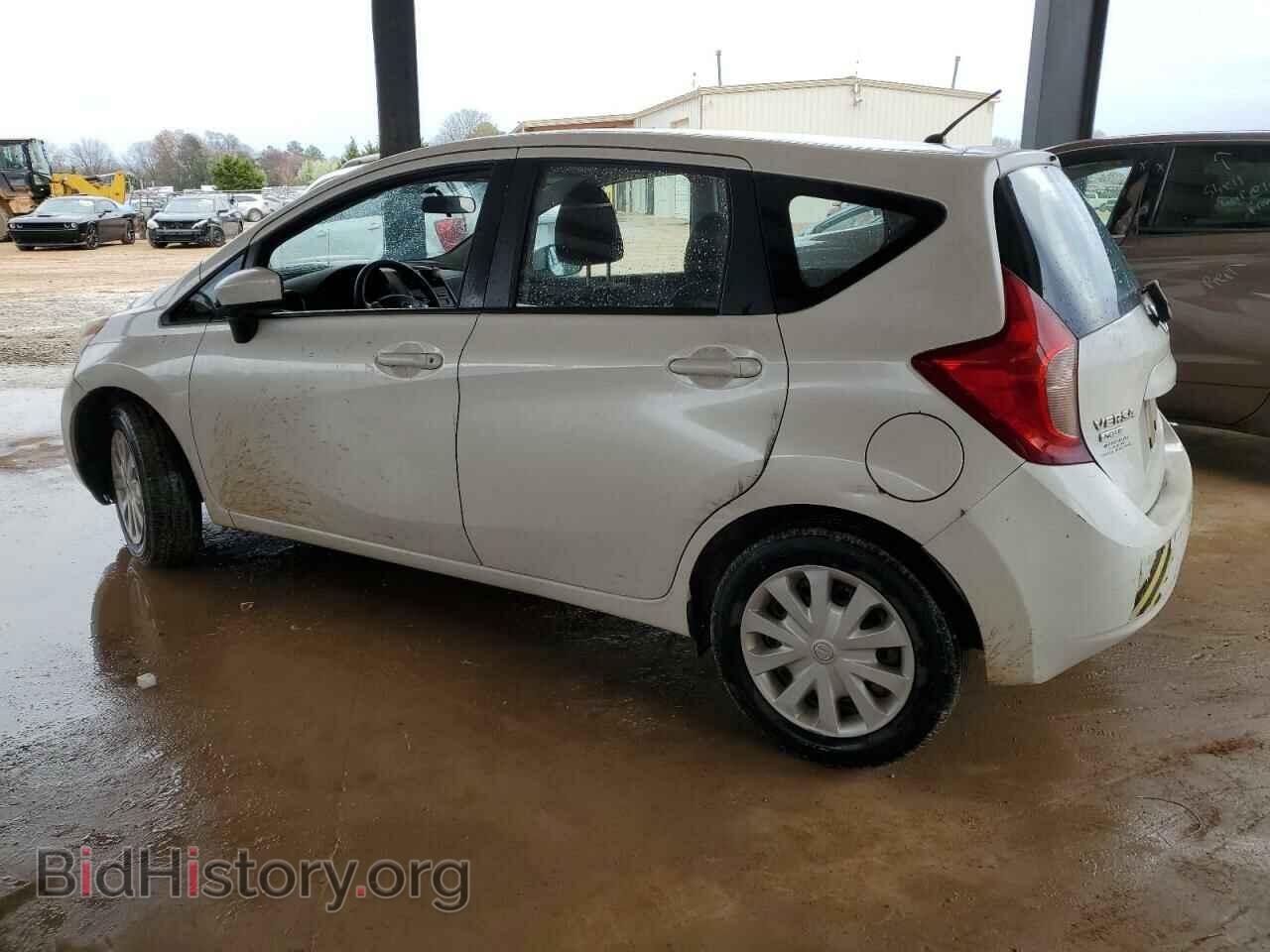2015 NISSAN VERSA - VIN: 3N1CE2CP0FL377204 - Фото 2