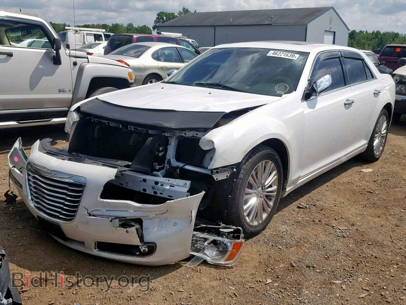 2014 CHRYSLER 300 - VIN: 2C3CCAKG3EH148588 - Фото 2