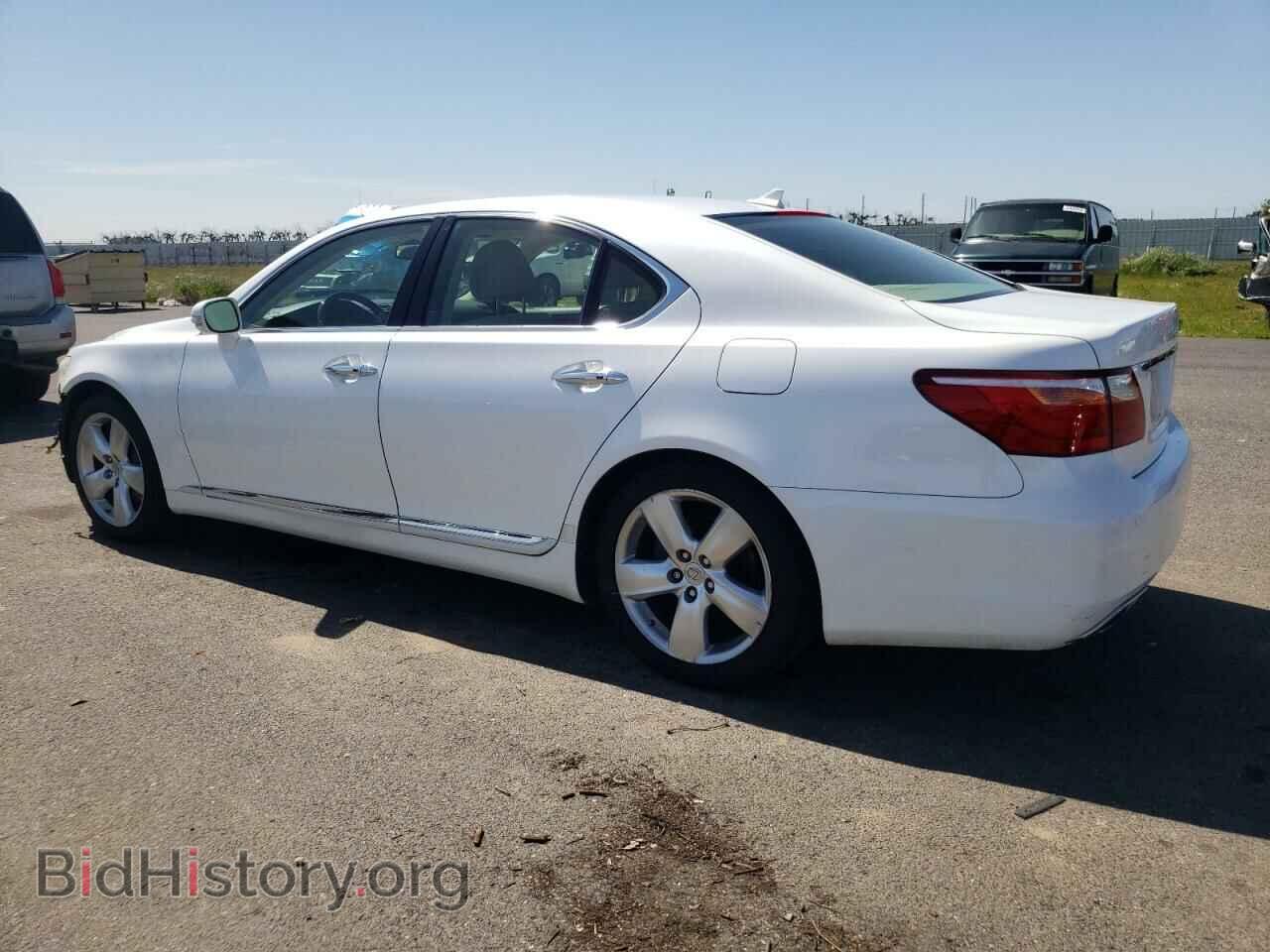 2012 LEXUS LS460 - VIN: JTHBL5EF8C5108916 - Photo 2