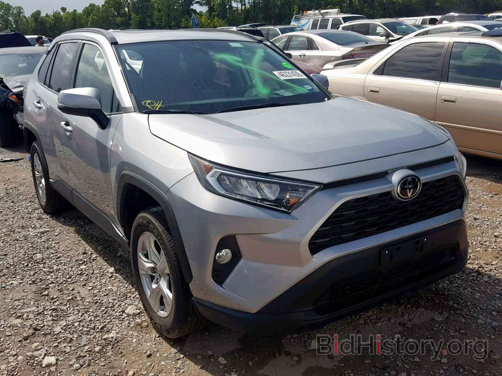 Photo 2T3W1RFV5KW018779 - TOYOTA RAV4 XLE 2019