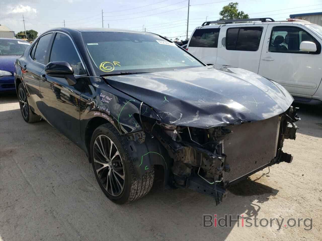 Photo 4T1B11HK7JU512779 - TOYOTA CAMRY 2018