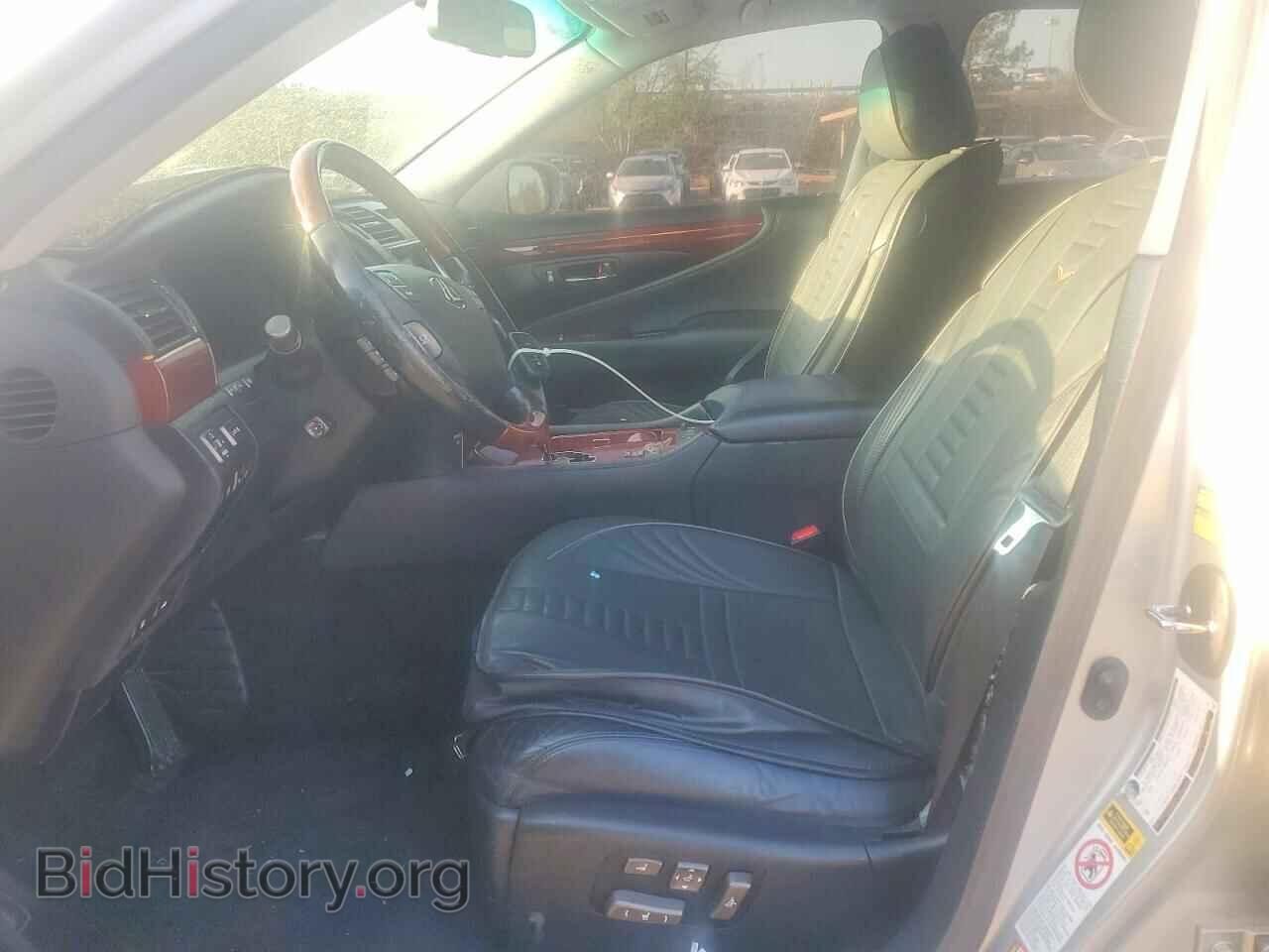2007 LEXUS LS500 - VIN: JTHBL46F975009598 - Photo 7