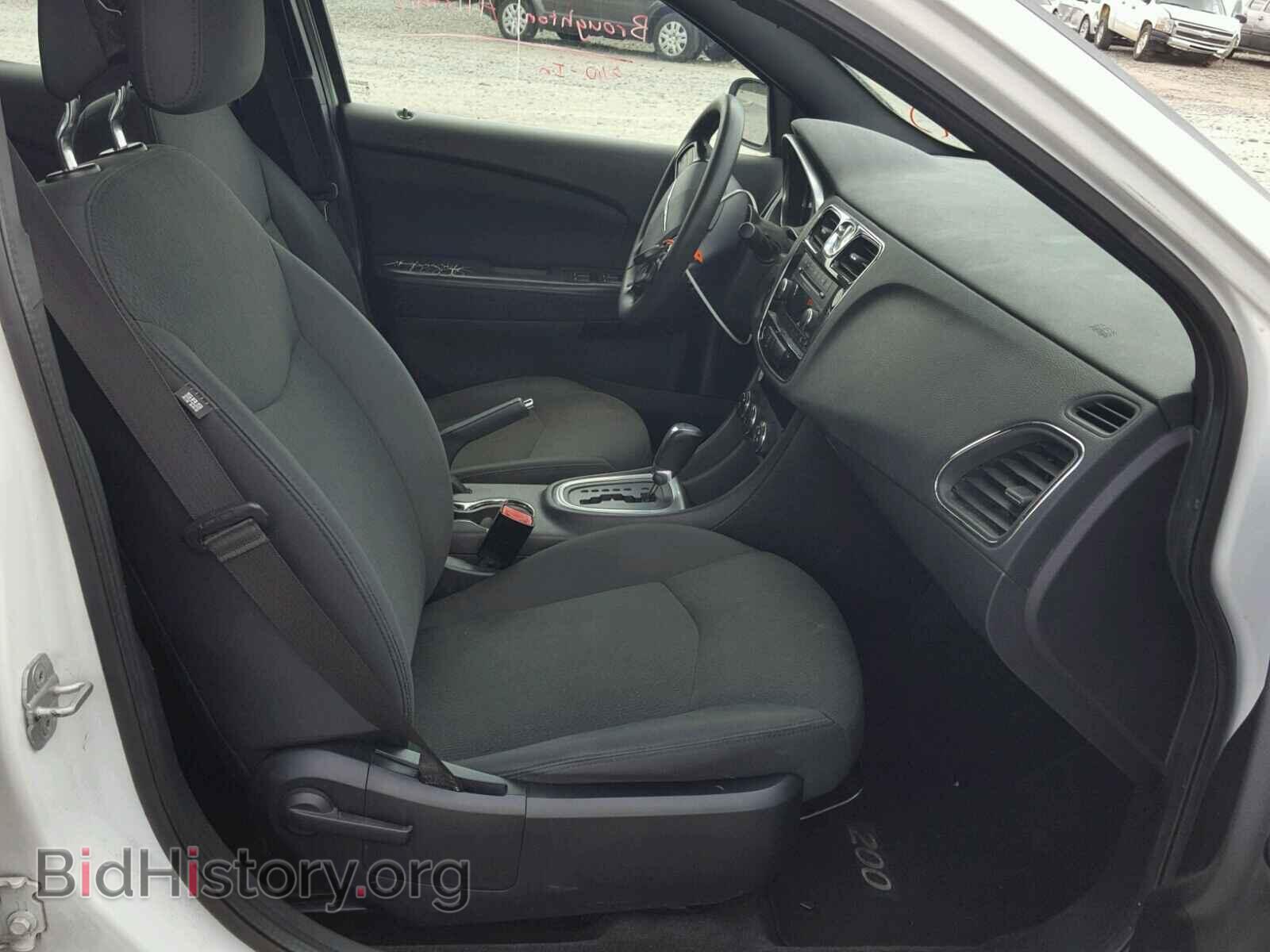 2012 CHRYSLER 200 - VIN: 1C3CCBAB8CN126781 - Фото 5