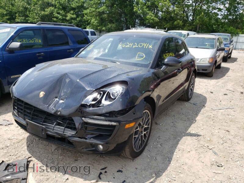 2017 Porsche MACAN (VIN WP1AB2A57HLB19693) — photo 2 of 10