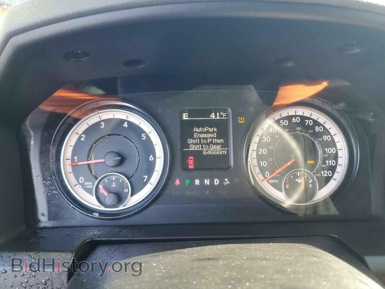 2018 RAM 1500 - VIN: 1C6RR7FG2JS326776 - Фото 9