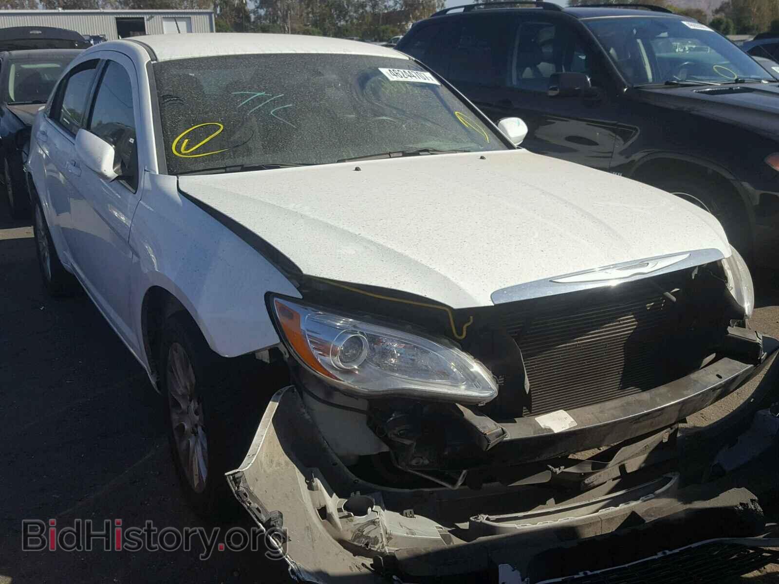 Фотография 1C3CCBAB1EN213215 - CHRYSLER 200 2014